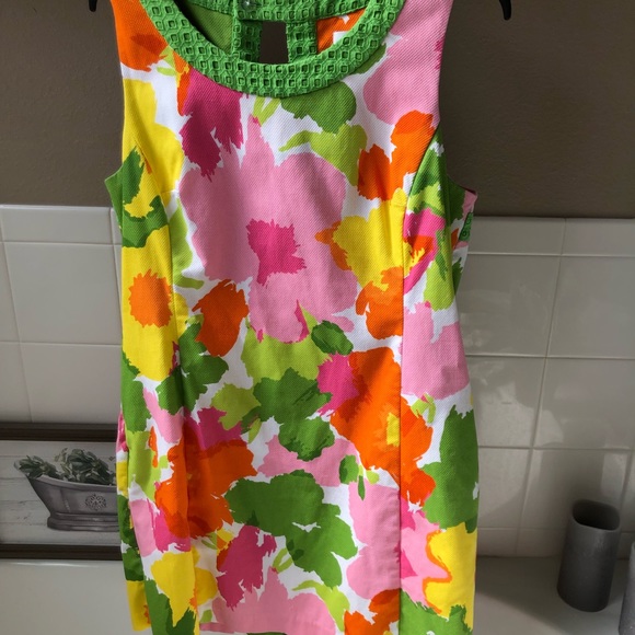 Like new Vineyard Vines size 14 - Picture 2 of 4